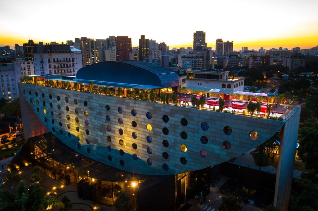 Hotel Unique