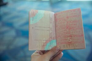 EUA anunciam caução de até R$ 82 mil para viajantes de países com alta permanência irregular